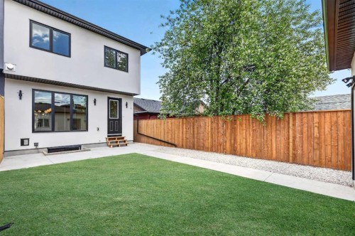 8519 48 Avenue Nw, Calgary, AB - Outdoor