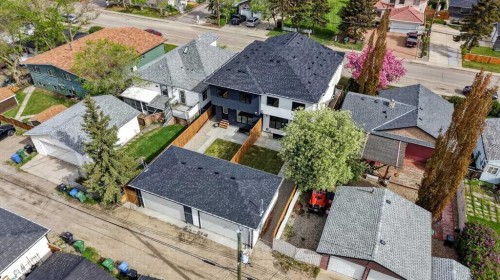 8519 48 Avenue Nw, Calgary, AB - Outdoor