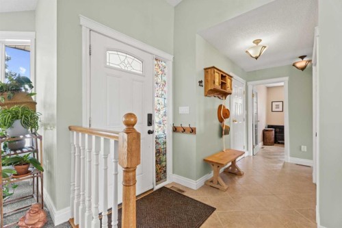 43 Westridge Drive, Okotoks, AB - Indoor Photo Showing Other Room