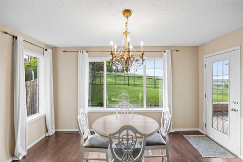 38 Westmount Way, Okotoks, AB 