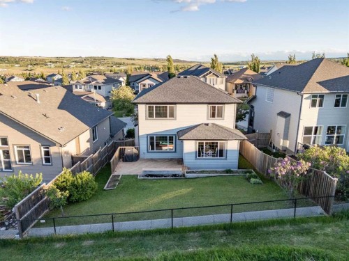 38 Westmount Way, Okotoks, AB 