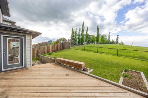 38 Westmount Way, Okotoks, AB 