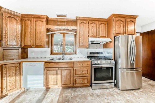 32276 Highway 2 A, Rural Mountain View County, AB 