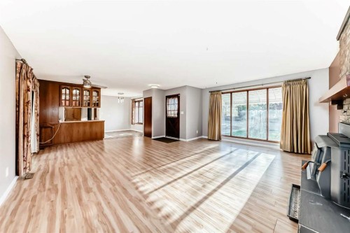 32276 Highway 2 A, Rural Mountain View County, AB 