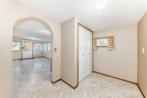 32276 Highway 2 A, Rural Mountain View County, AB 