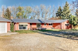 32276 Highway 2 A Rural Mountain View County, AB T4H 1T8