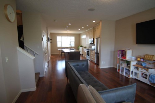 2064 New Brighton Grove Se, Calgary, AB - Indoor