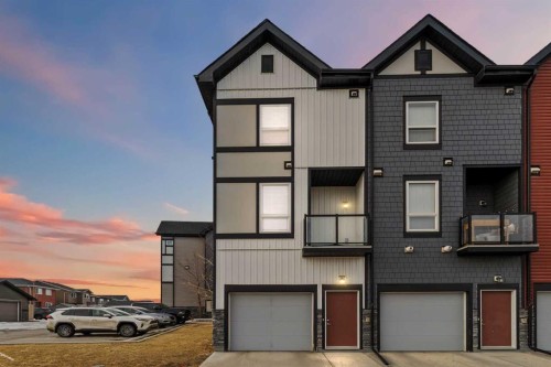 402-11 Evanscrest Mews Nw, Calgary, AB - Outdoor With Balcony