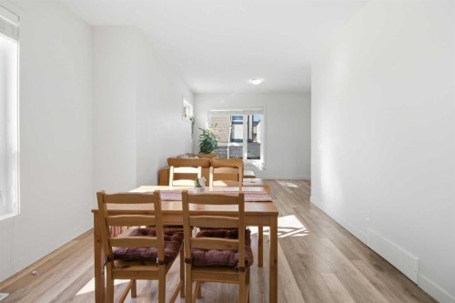 402-11 Evanscrest Mews Nw, Calgary, AB - Indoor Photo Showing Dining Room