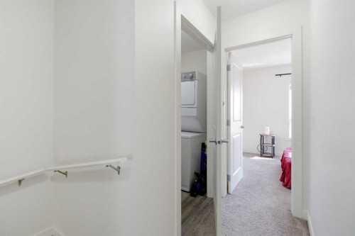 402-11 Evanscrest Mews Nw, Calgary, AB - Indoor