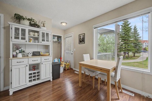65 Royal Birch Villas Nw, Calgary, AB - Indoor Photo Showing Dining Room