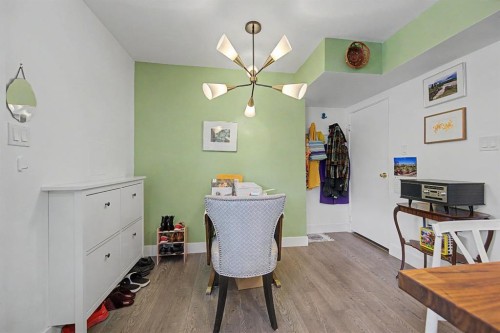 633 Regal Park Ne, Calgary, AB - Indoor