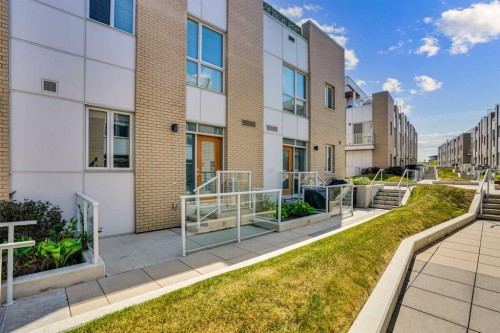 4012 Kovitz Lane Nw, Calgary, AB - Outdoor With Exterior