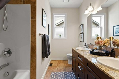 2193 High Country Rise Nw, High River, AB - Indoor Photo Showing Bathroom