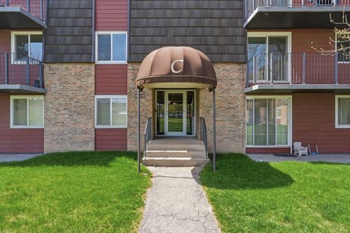 8C-80 Galbraith Drive Sw, Calgary, AB - Outdoor With Balcony With Exterior