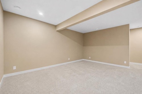 63 Cortina Villas Sw, Calgary, AB - Indoor Photo Showing Other Room