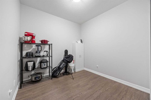 414-117 Copperpond Common, Calgary, AB - Indoor Photo Showing Other Room