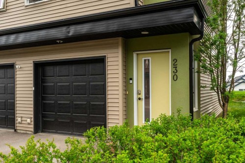 230 Covecreek Circle Ne, Calgary, AB - Outdoor