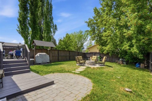 865 Queensland Drive Se, Calgary, AB - Outdoor With Deck Patio Veranda
