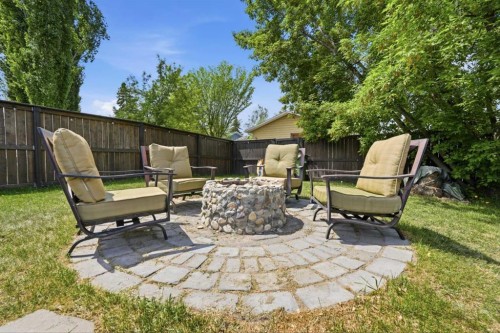 865 Queensland Drive Se, Calgary, AB - Outdoor With Deck Patio Veranda