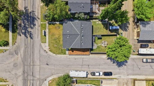 865 Queensland Drive Se, Calgary, AB - Outdoor With View