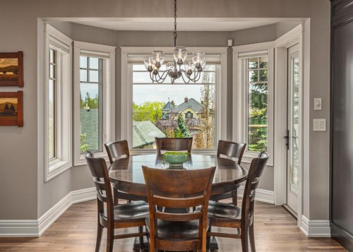 67 Sienna Hills View Sw, Calgary, AB - Indoor Photo Showing Dining Room