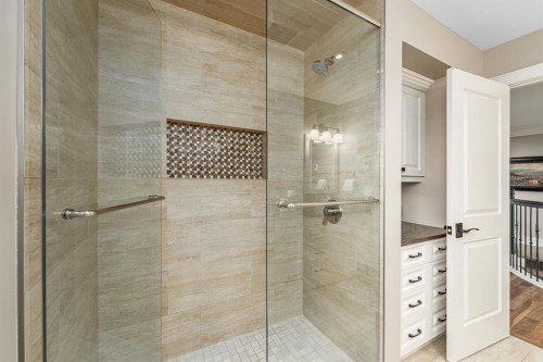 67 Sienna Hills View Sw, Calgary, AB - Indoor Photo Showing Bathroom
