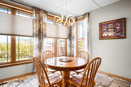 2 Harrison Green, Olds, AB - Indoor Photo Showing Dining Room