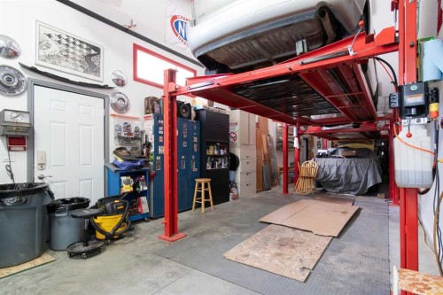 2 Harrison Green, Olds, AB - Indoor