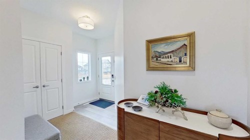 168 Magnolia Manor Se, Calgary, AB - Indoor Photo Showing Other Room