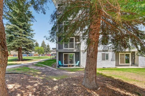 202A-5601 Dalton Drive Nw, Calgary, AB - Outdoor With Balcony