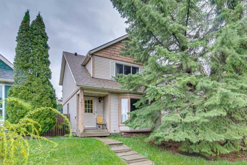 864 Queensland Drive Se, Calgary, AB - Outdoor