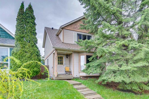 864 Queensland Drive Se, Calgary, AB 