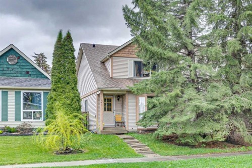 864 Queensland Drive Se, Calgary, AB 