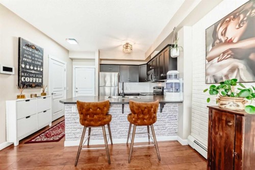 2105-211 Aspen Stone Boulevard Sw, Calgary, AB - Indoor Photo Showing Kitchen