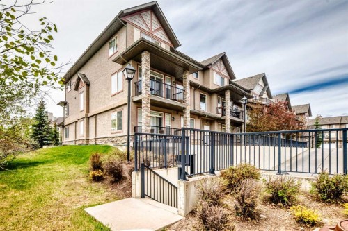 2105-211 Aspen Stone Boulevard Sw, Calgary, AB - Outdoor