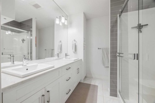 105-110 Auburn Meadows View Se, Calgary, AB - Indoor Photo Showing Bathroom