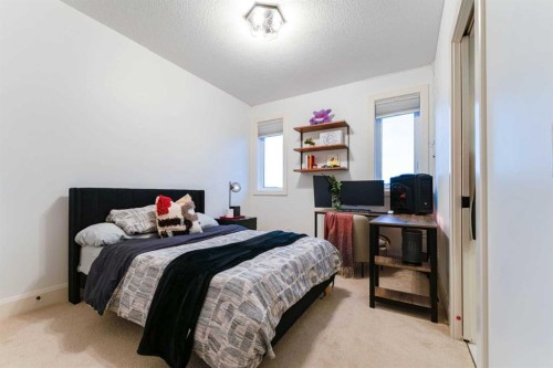 17 Cattail Run, Rural Rocky View County, AB - Indoor Photo Showing Bedroom