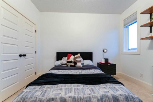 17 Cattail Run, Rural Rocky View County, AB - Indoor Photo Showing Bedroom