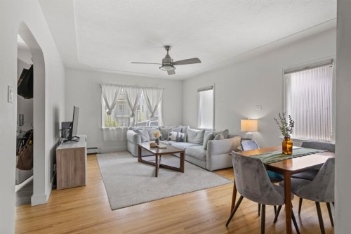 2615 17A Street Sw, Calgary, AB - Indoor