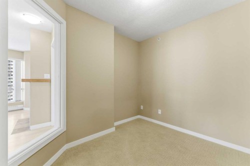 1302-1078 6 Avenue Sw, Calgary, AB - Indoor Photo Showing Other Room