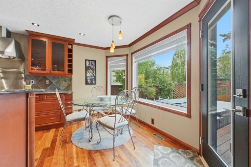 61 Millview Park Sw, Calgary, AB - Indoor Photo Showing Kitchen