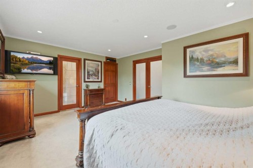 61 Millview Park Sw, Calgary, AB - Indoor Photo Showing Bedroom