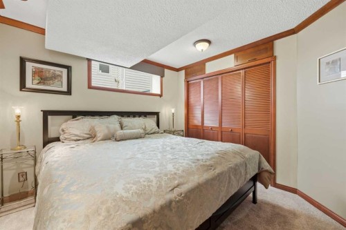 61 Millview Park Sw, Calgary, AB - Indoor Photo Showing Bedroom