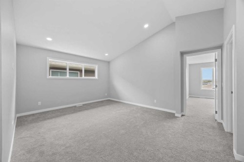 74 Lucas Place Nw, Calgary, AB - Indoor Photo Showing Other Room