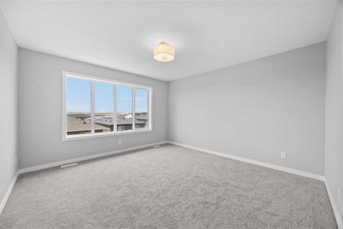74 Lucas Place Nw, Calgary, AB - Indoor Photo Showing Other Room