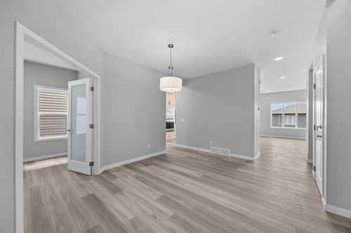 74 Lucas Place Nw, Calgary, AB - Indoor Photo Showing Other Room