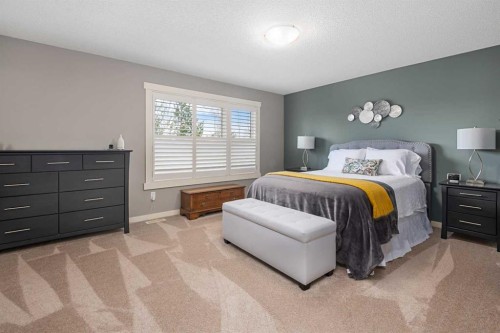 124 Evergreen Circle Sw, Calgary, AB - Indoor Photo Showing Bedroom