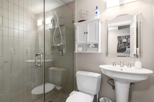 124 Evergreen Circle Sw, Calgary, AB - Indoor Photo Showing Bathroom