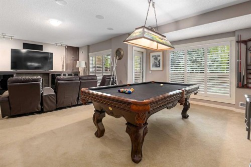 124 Evergreen Circle Sw, Calgary, AB - Indoor Photo Showing Other Room
